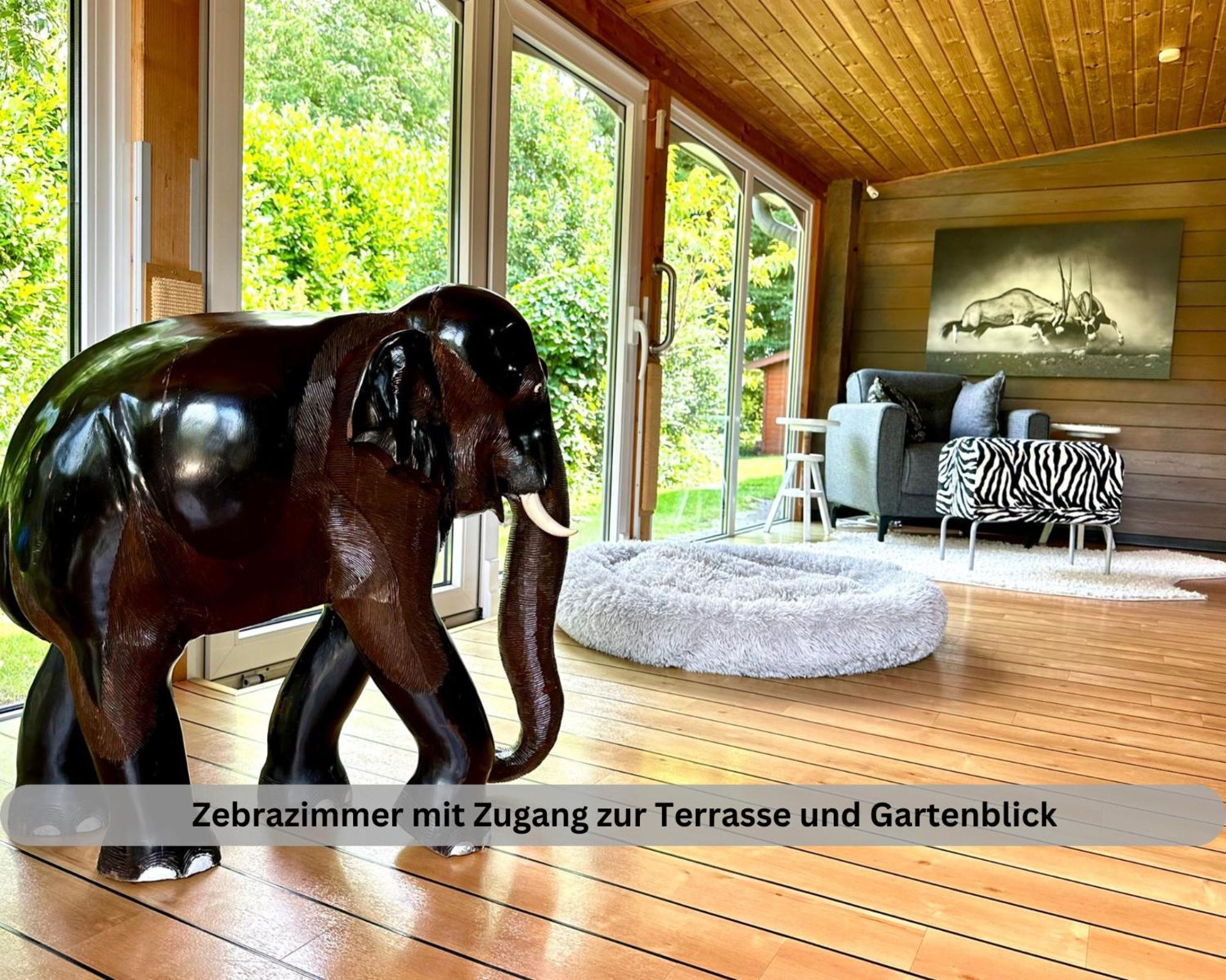 Lodge Of Africa - Einzigartige Themenzimmer, Eingezaeunten Garten, Sauna, Whirlpool & Kamin, Hunde Willkommen, Gasgrill, Voll Ausgestattete Kueche, Grosser Essbereich, Hamburg & Stade In Der Naehe Twielenfleth Dış mekan fotoğraf